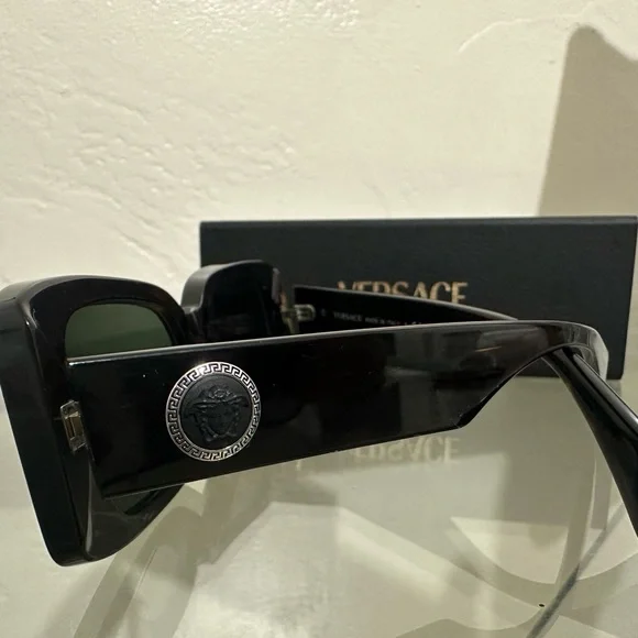 Versace Glasses - Picture 2 of 7